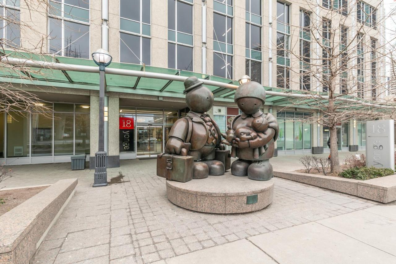 Globalstay Yonge St Condos تورونتو المظهر الخارجي الصورة
