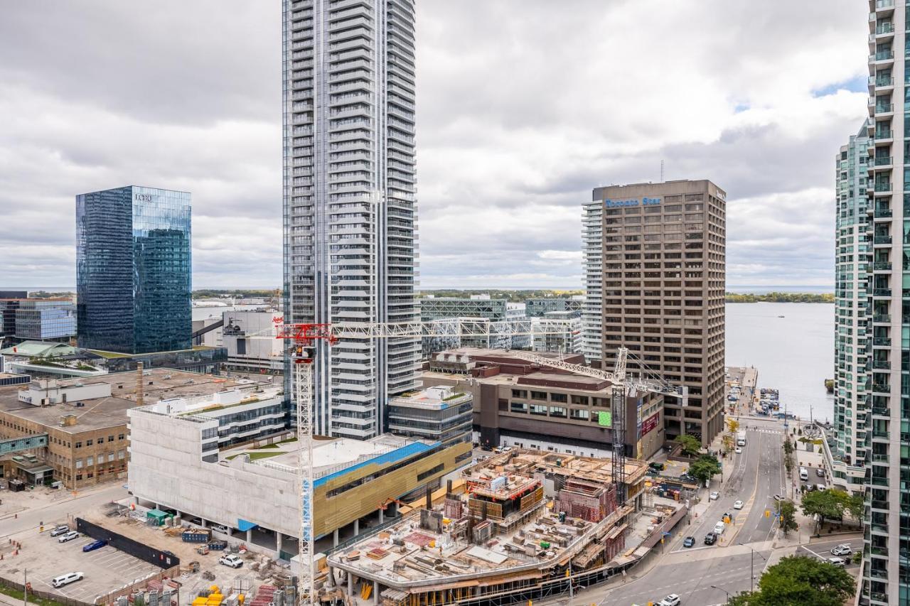 Globalstay Yonge St Condos تورونتو المظهر الخارجي الصورة