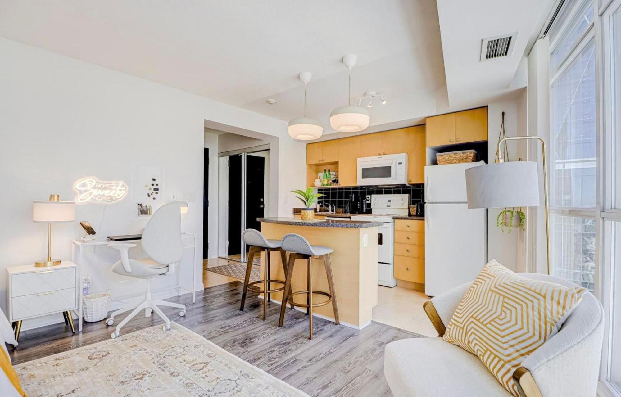Globalstay Yonge St Condos تورونتو المظهر الخارجي الصورة